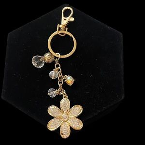 NWOT Women's Gold Flower/Crystals Keychain, Crystals & Gold Dangle Charms,